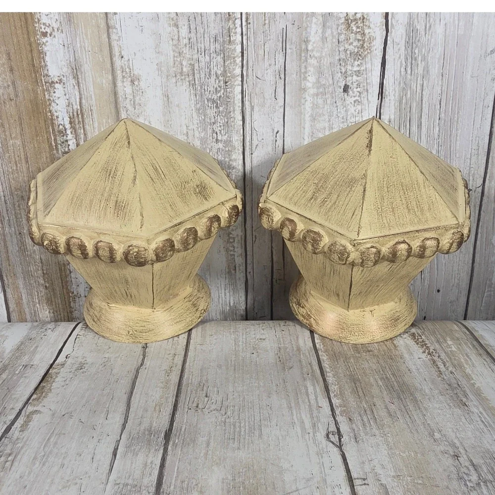 The Unbranded Brand pair vintage